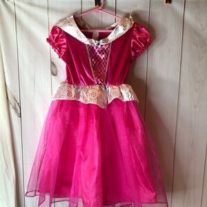 Pretty Pink Princess Halloween or Dress Up Costume Girls size 4-6 NWOT